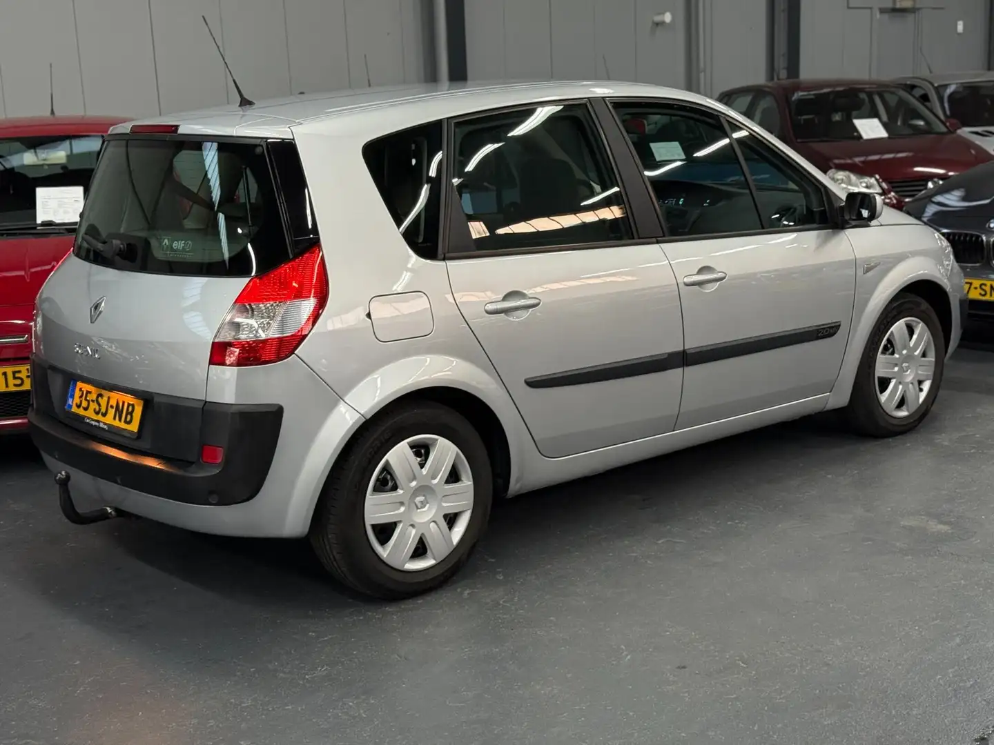 Renault Scenic 2.0-16V Expression Luxe AUTOMAAT Nieuwe APK NAP Tr Gris - 2