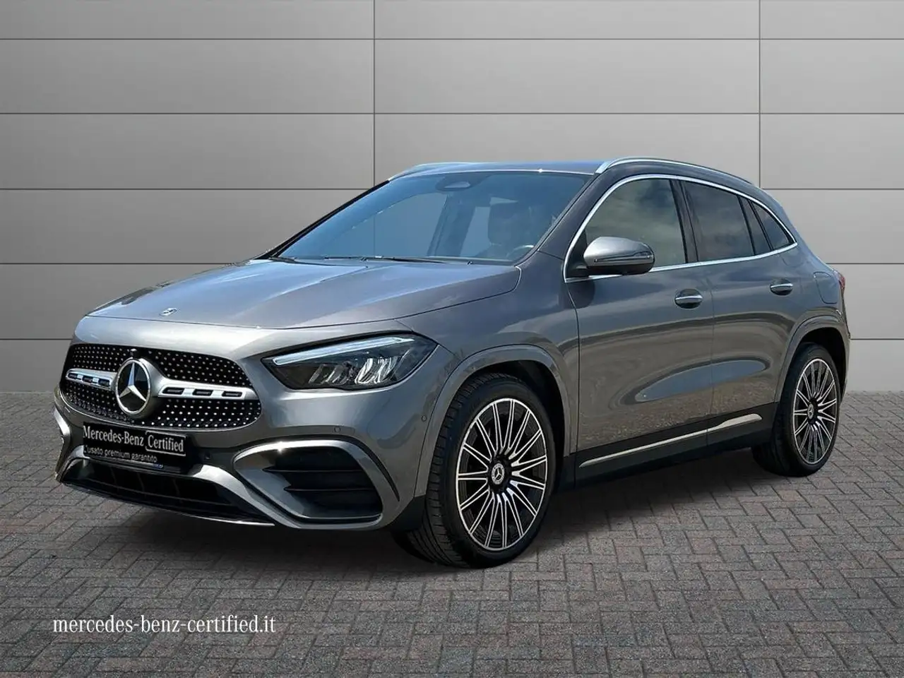 Mercedes-Benz GLA 200