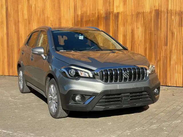 Suzuki SX4 S-Cross 1.4i Hybrid , Cruise, Camera, Privacy-glass, 1j Garantie