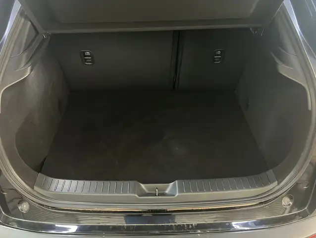 Mazda CX-30 view 17