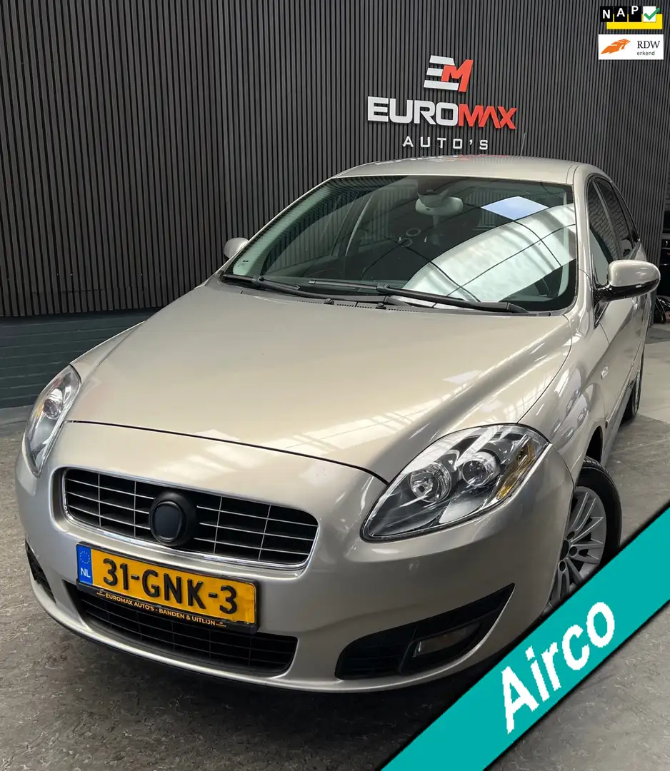 Fiat Croma 1.8 16V Corporate Nette Auto - Cruise - Parksensor Grau - 1
