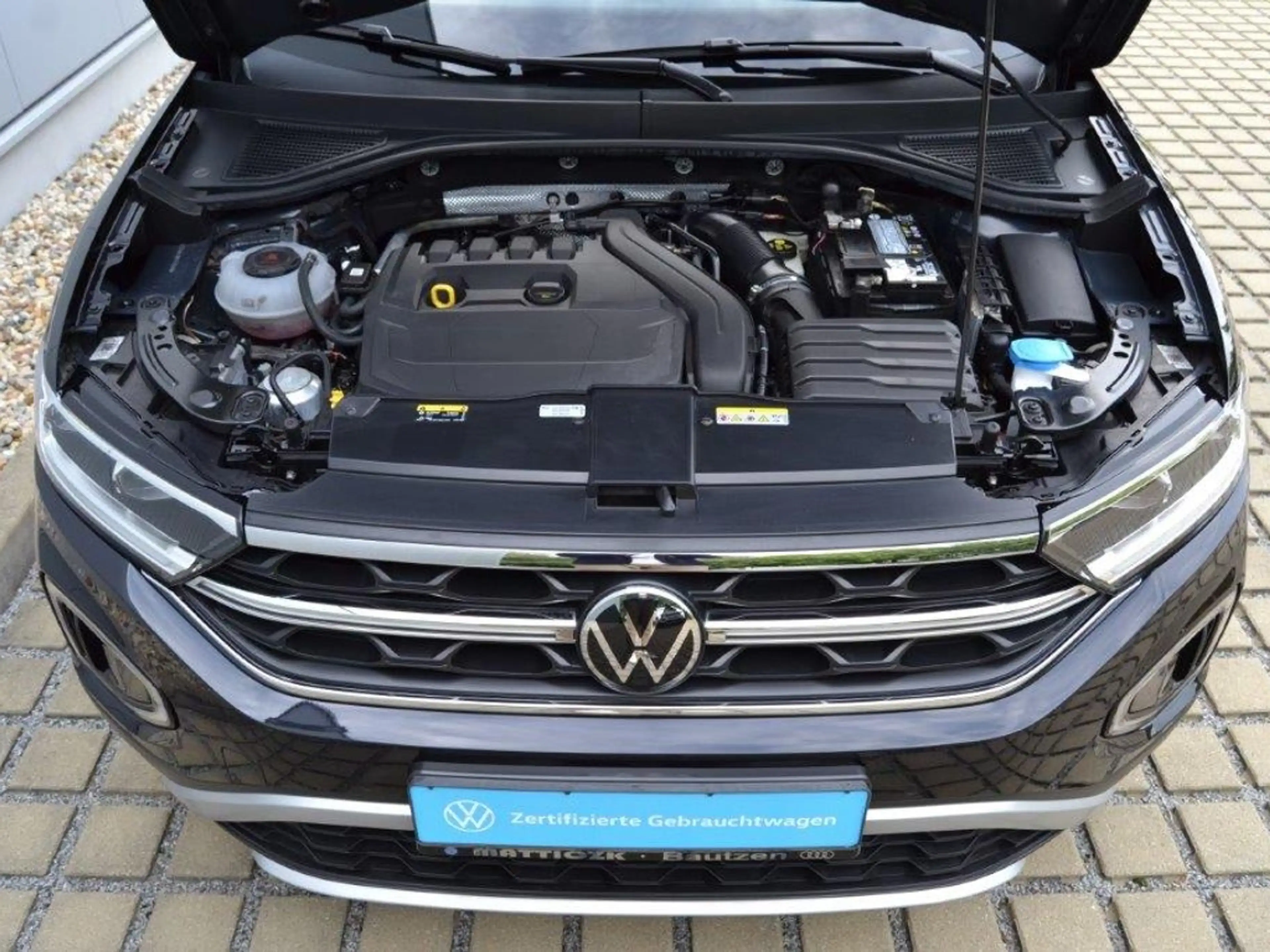 Volkswagen T-Roc 1.5 TSI DSG Facelift Style AHK/MATRIX/17-ZOLL/NAV — photo 14