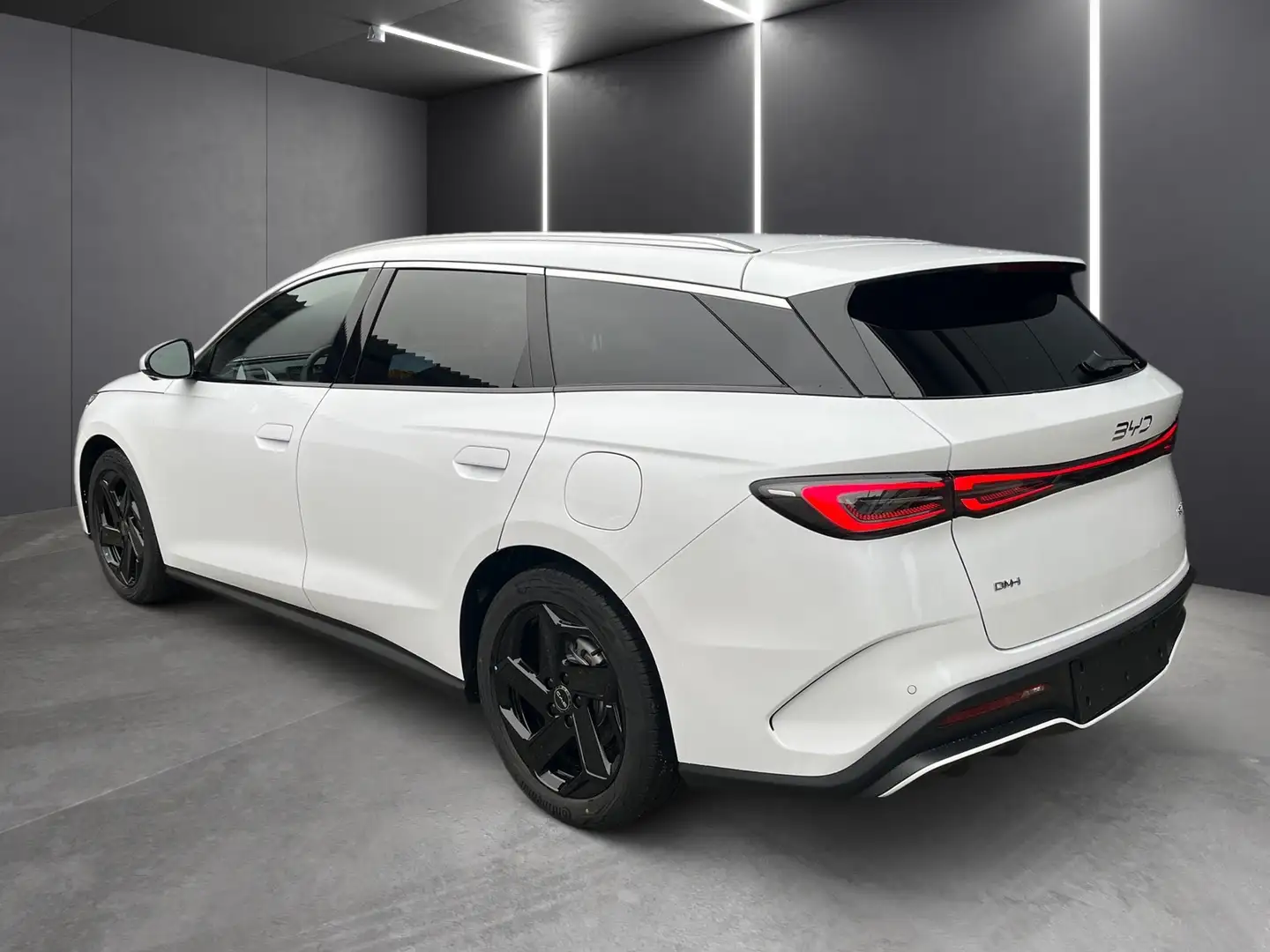 BYD Seal 6 DM-i Touring Comfort Weiß - 2