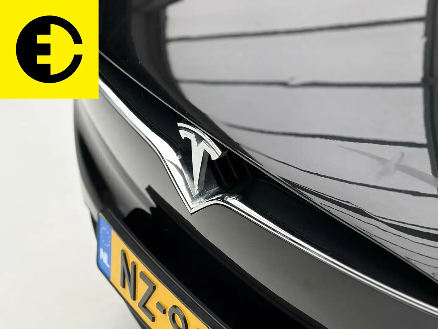 Tesla Model X 90D Base 6p. |Free Supercharging | Full Self Drivi Zwart - 2