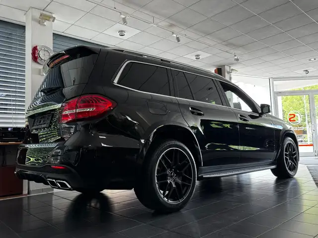 Mercedes-Benz GLS 63 AMG 4M TV+STANDHZG+PANO+FOND TV+DISTRONIC