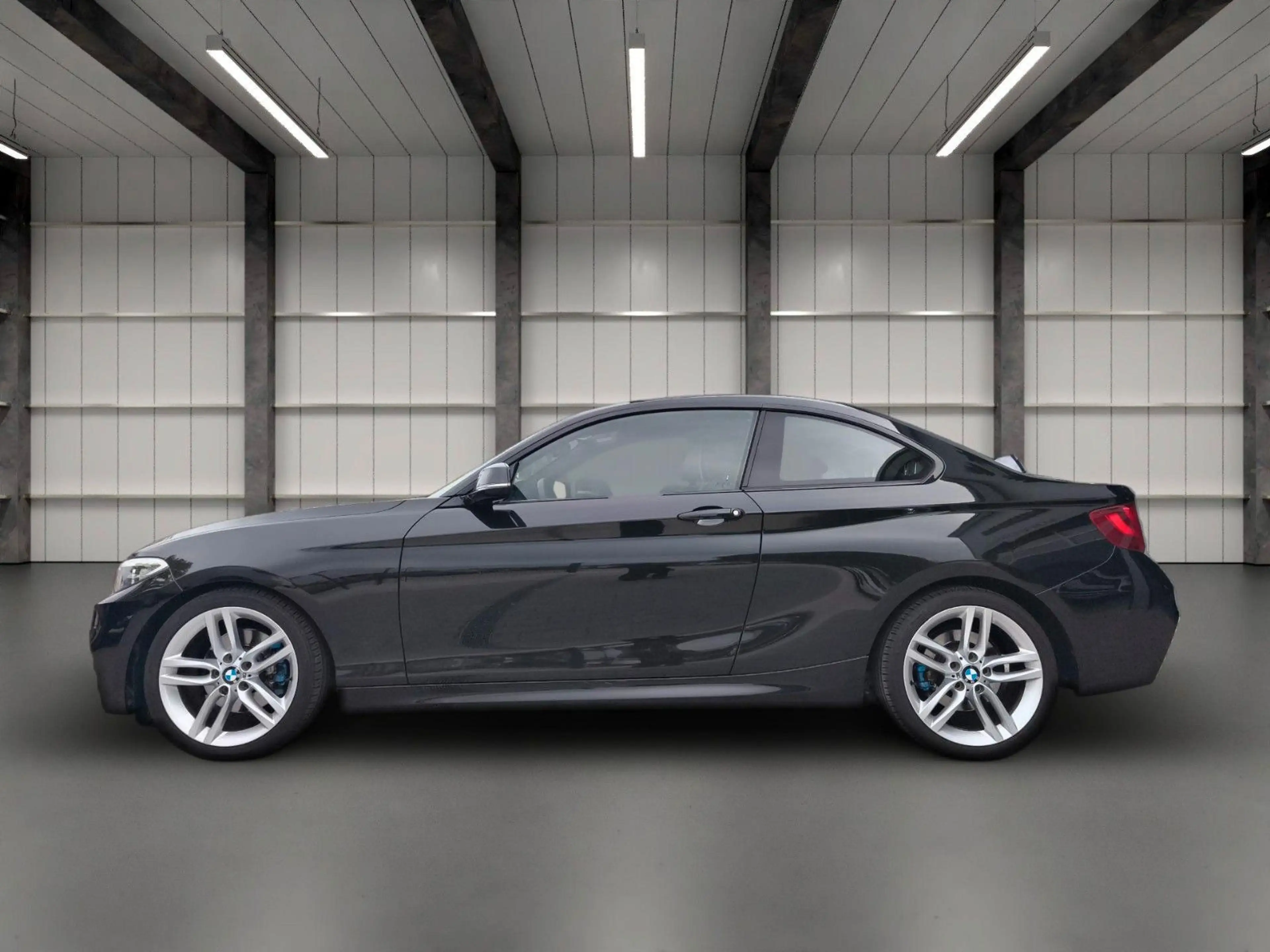 BMW 220 d CoupeM Sport — photo 3