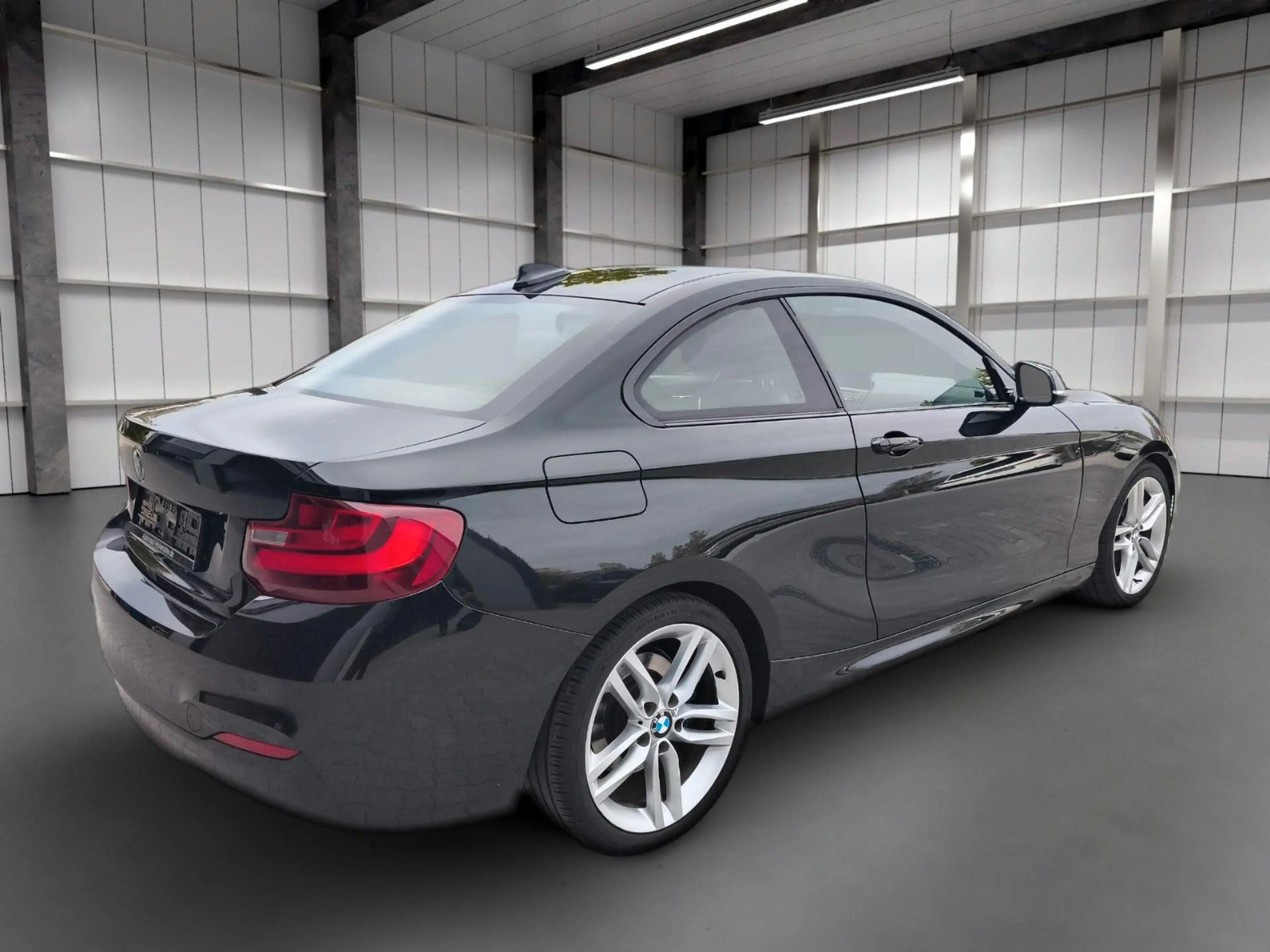 BMW 220 d CoupeM Sport — photo 6