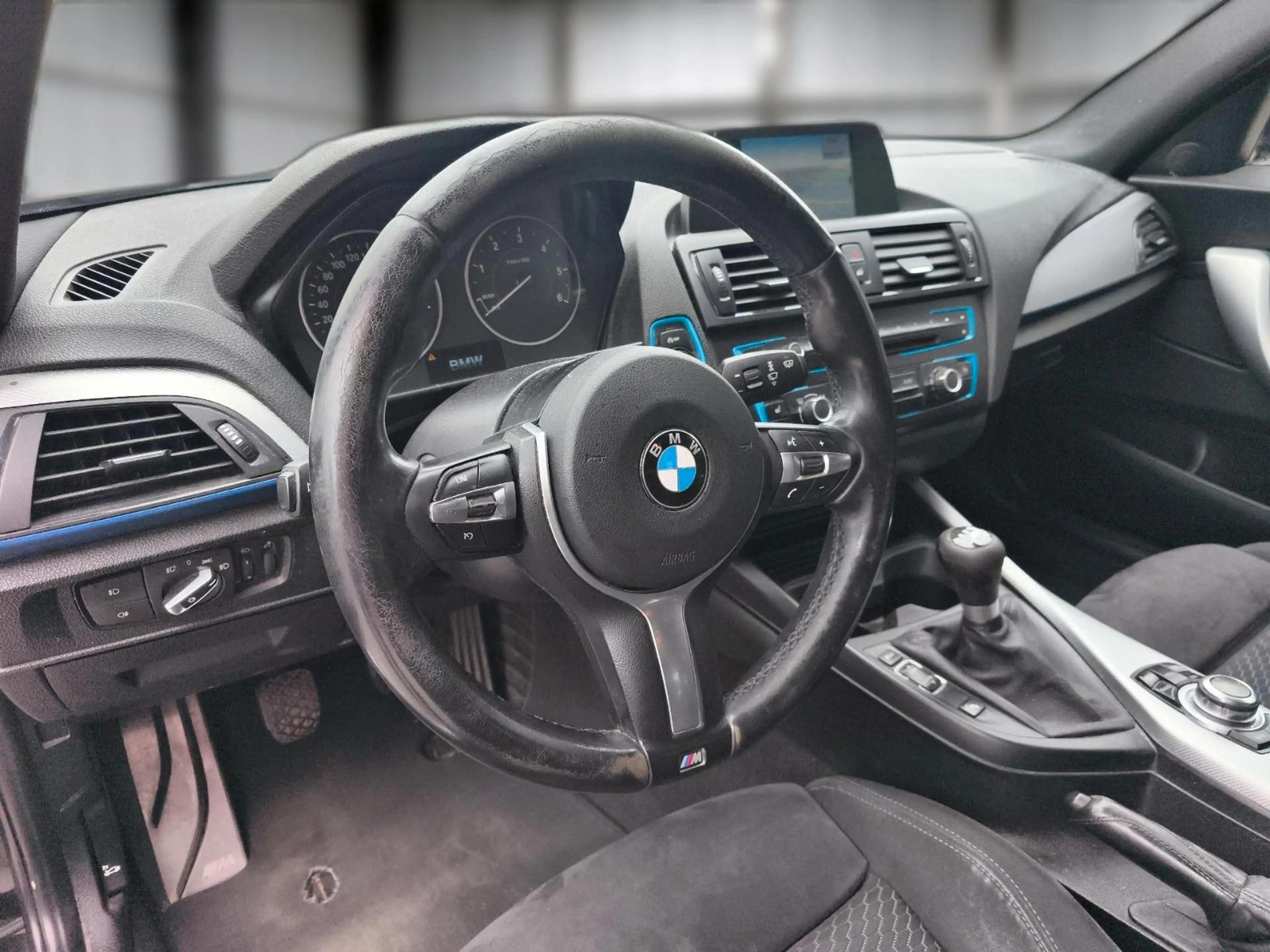 BMW 220 d CoupeM Sport — photo 10