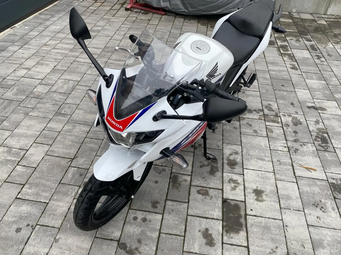 Honda CBR 125 JC50 Blanco - 1