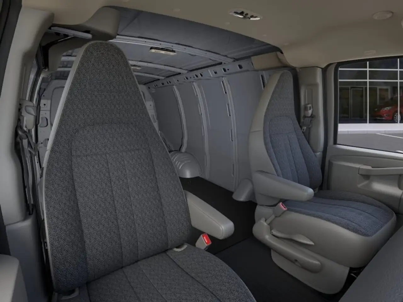 GMC Savana снимка GMC Savana