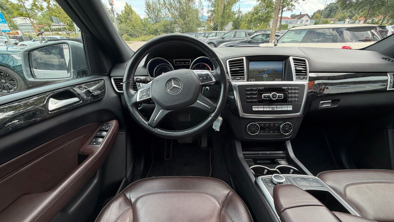 Mercedes-Benz ML 350 CDI BlueTec 4Matic/Pano/Leder/AMG Paket — photo 15