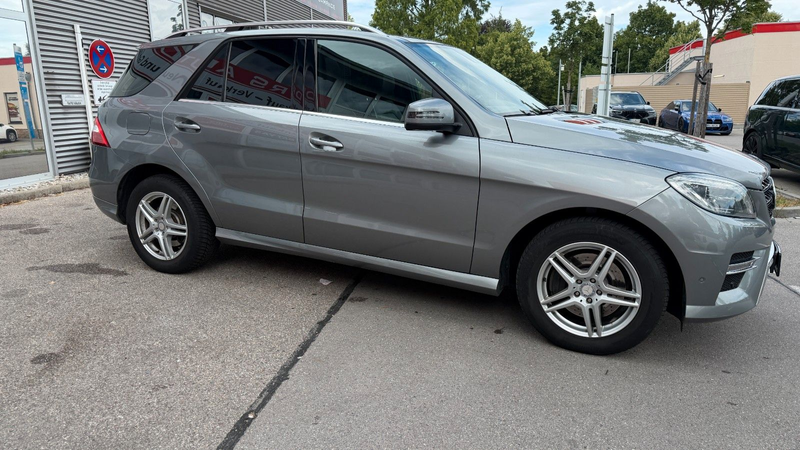 Mercedes-Benz ML 350 CDI BlueTec 4Matic/Pano/Leder/AMG Paket — photo 6