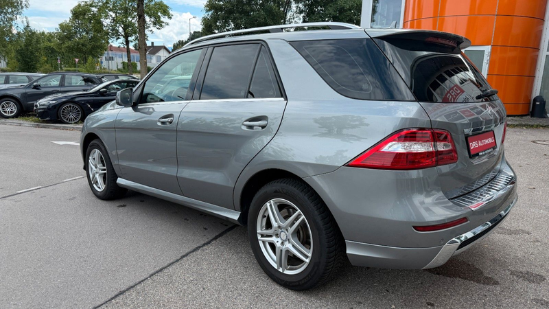 Mercedes-Benz ML 350 CDI BlueTec 4Matic/Pano/Leder/AMG Paket — photo 3