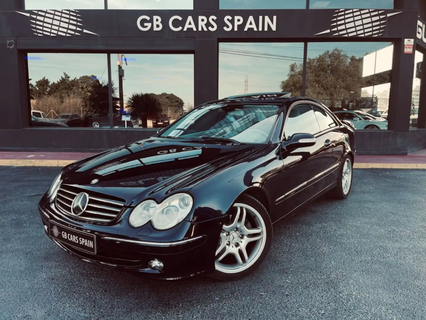 Mercedes-Benz CLK 200 320 Mavi - 1