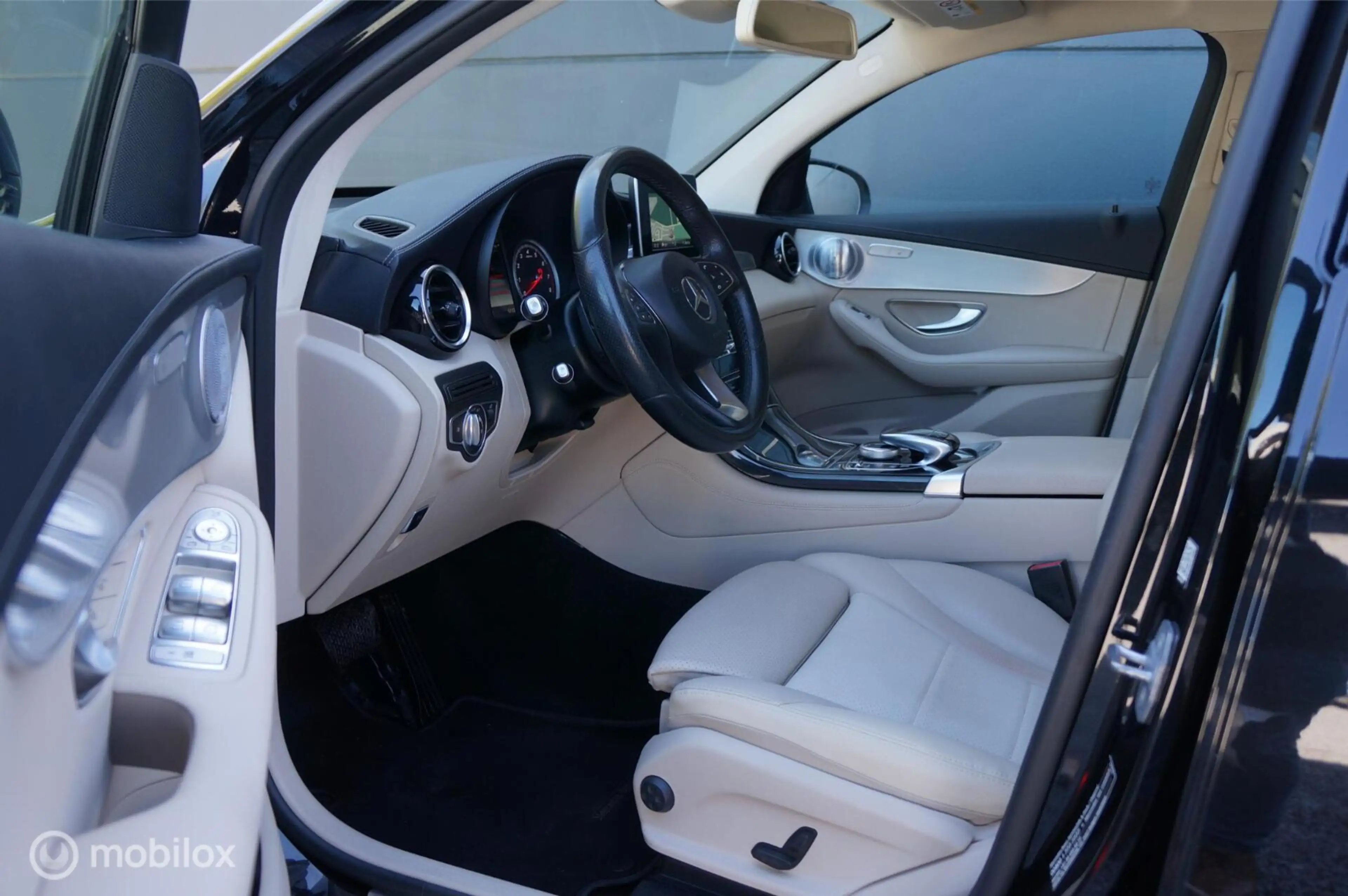 Mercedes-Benz GLC 350 350e 4MATIC Premium — photo 8