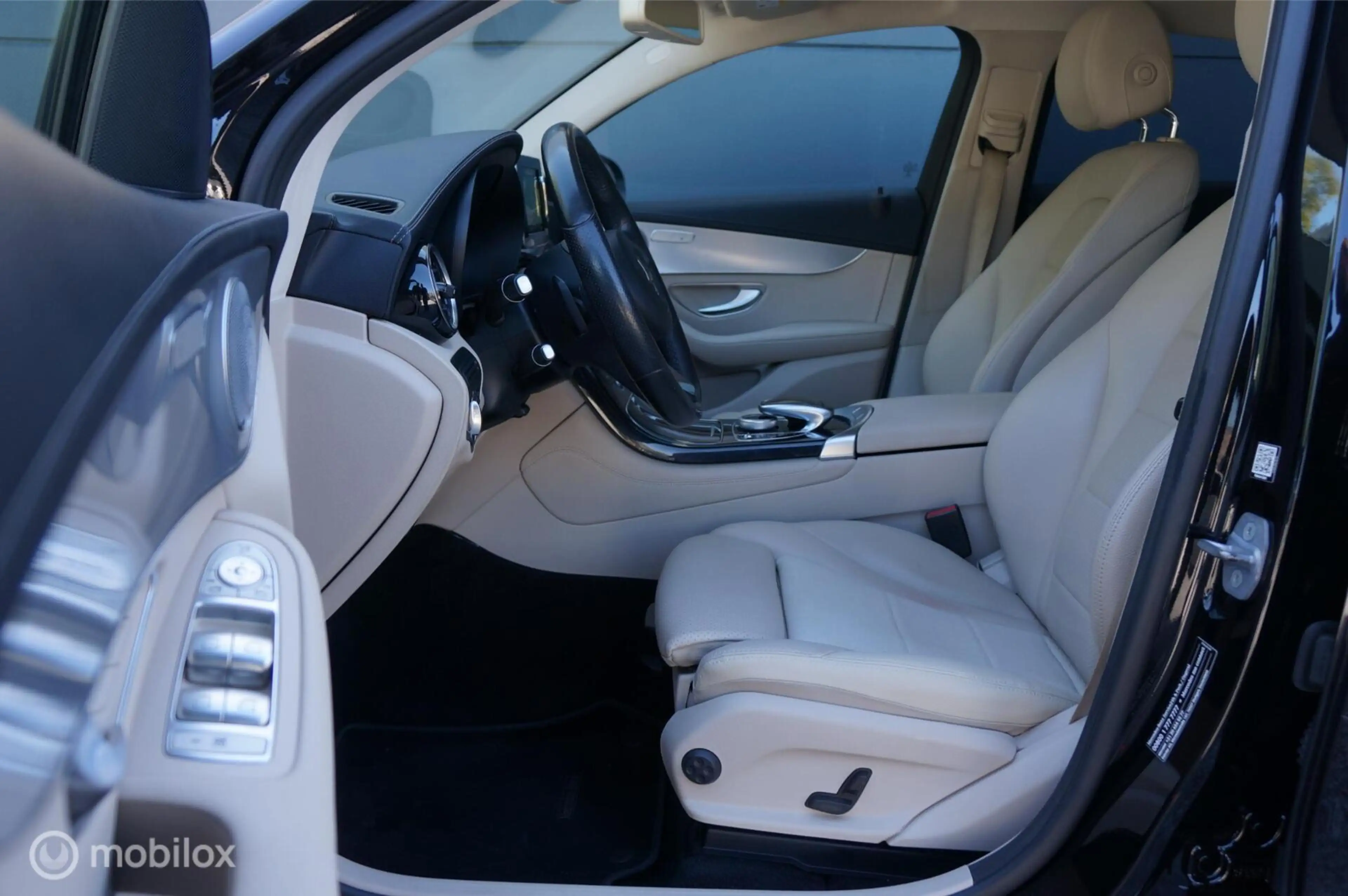 Mercedes-Benz GLC 350 350e 4MATIC Premium — photo 9