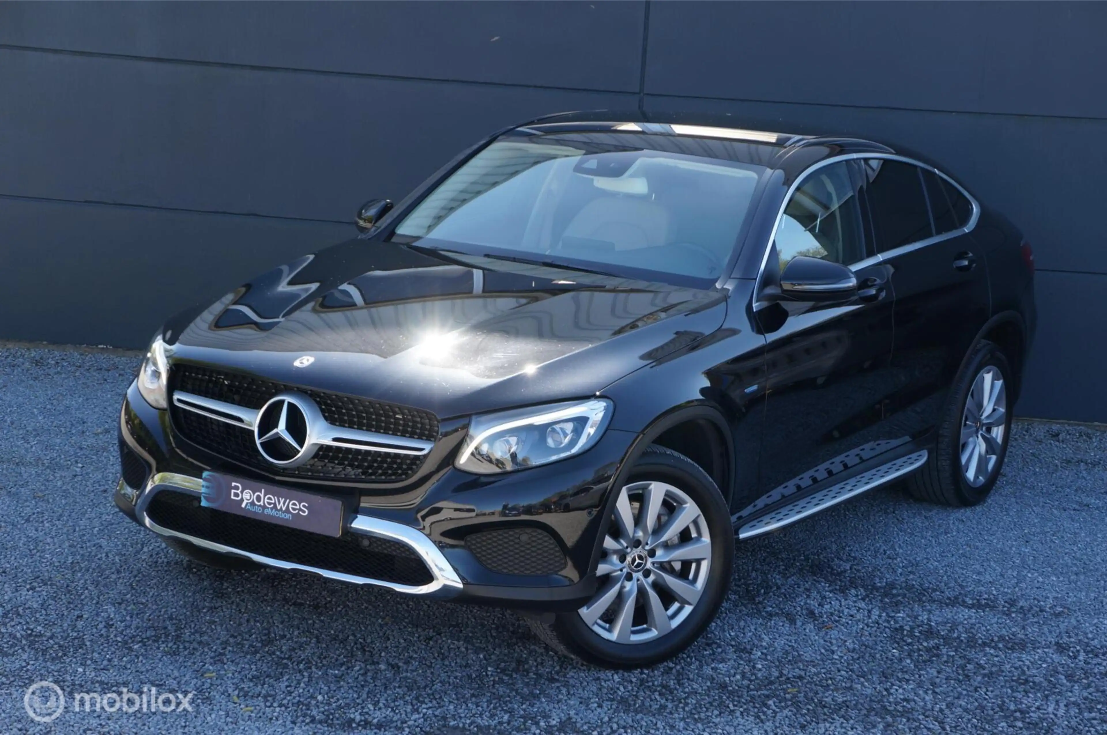 Mercedes-Benz GLC 350 350e 4MATIC Premium — photo 25