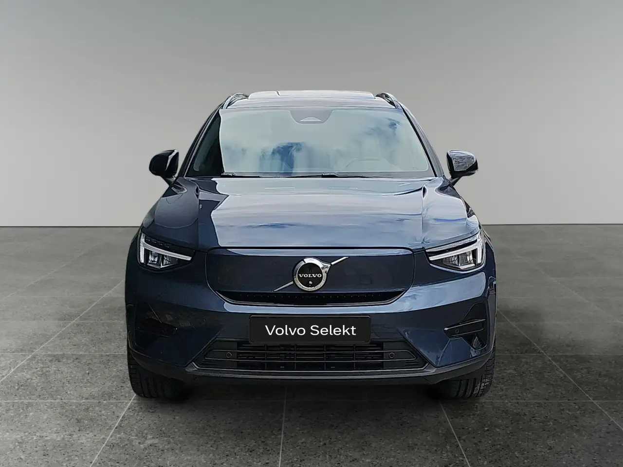 Volvo EX40 2026