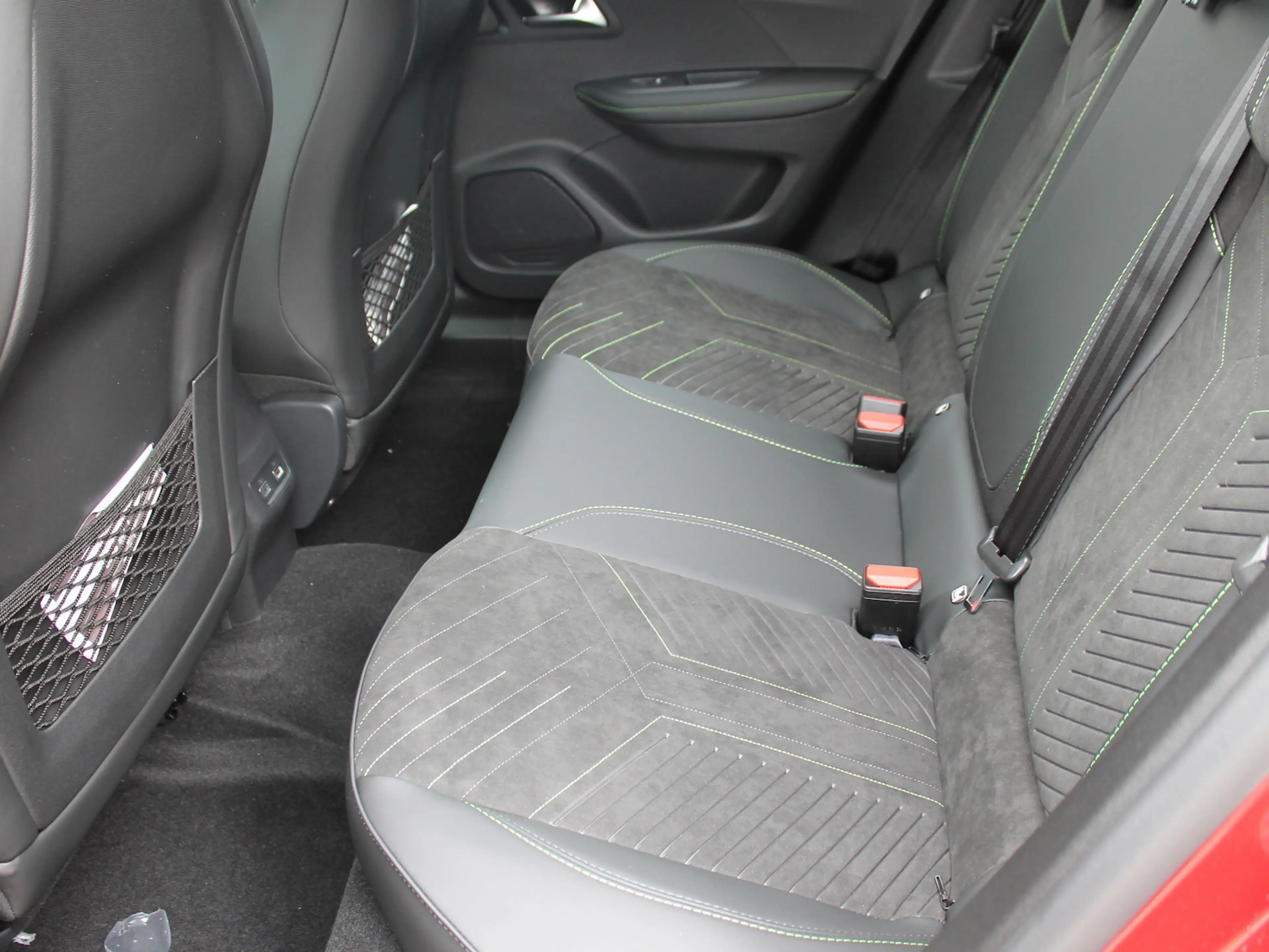 Peugeot e-2008 GT 156 18´´ LM/ OBC 3-Ph — photo 8