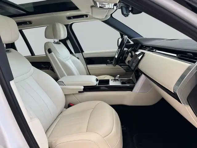 Land Rover Range Rover view 9
