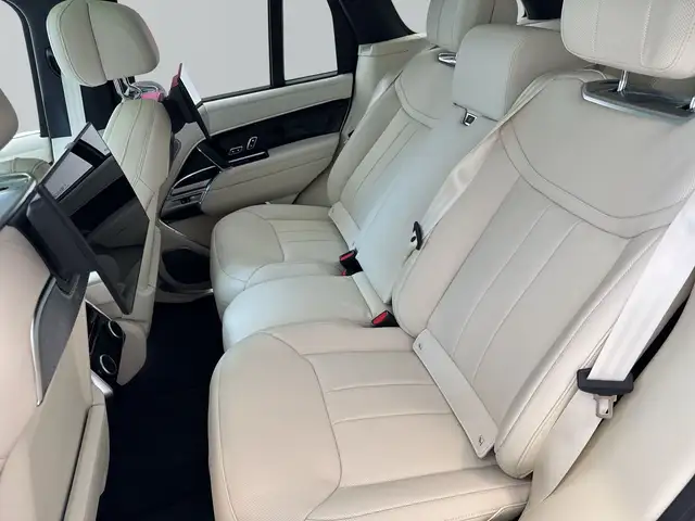 Land Rover Range Rover view 10