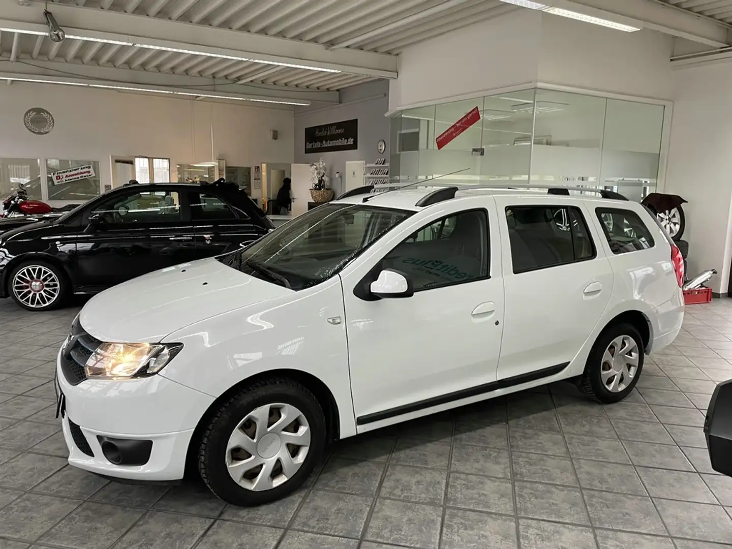 Dacia Logan MCV 1.5 dCi Laureate, Klima, Bluetooth Weiß - 2