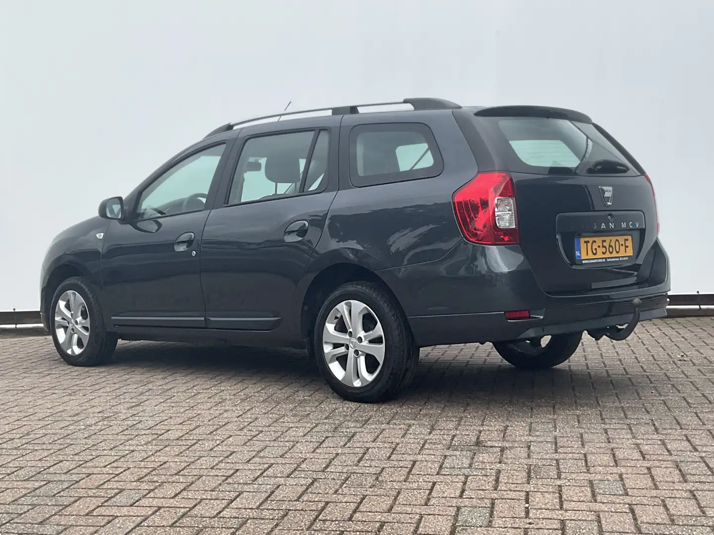Dacia Logan MCV 0.9 TCe Bi-Fuel Laureate LPG Trekhaak Cruise N Grijs - 2
