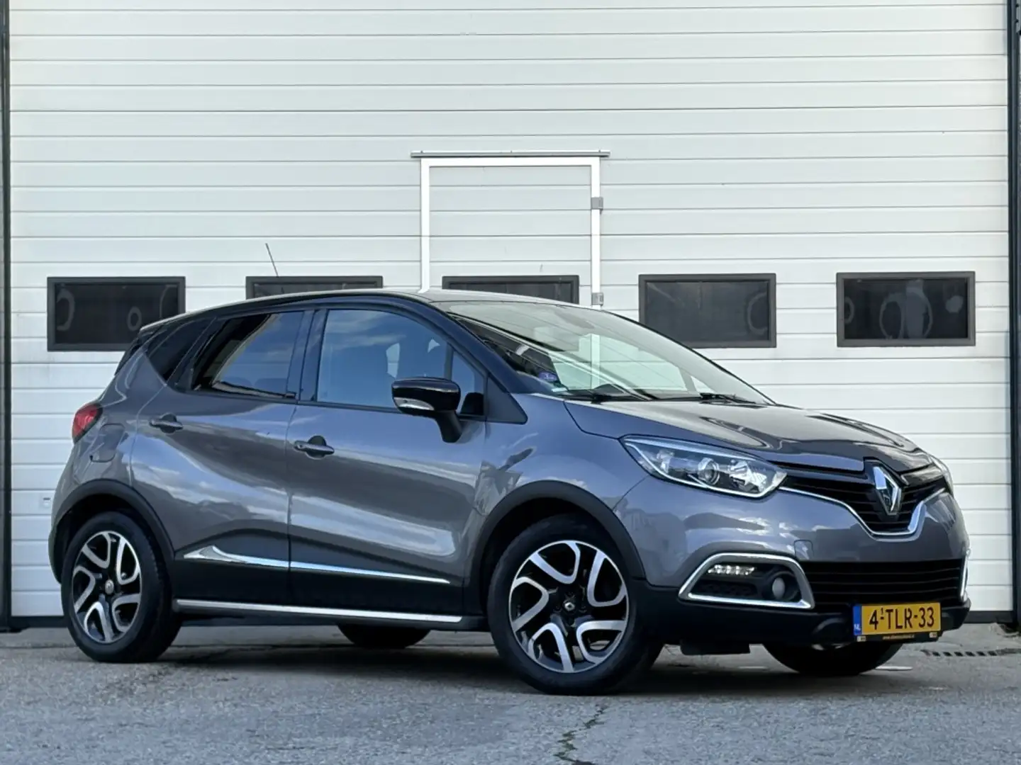 Renault Captur 1.2 TCe Automaat Dynamique Navi | Camera | Trekhaa Grijs - 1