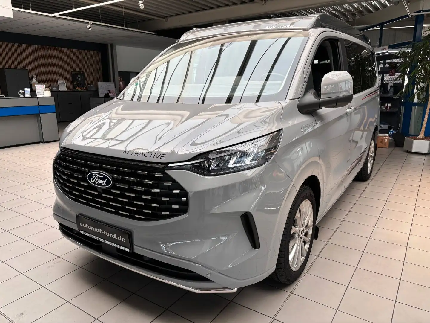 Ford Tourneo Custom Nugget Titan. Bürstner Copa C 500 Gris - 1