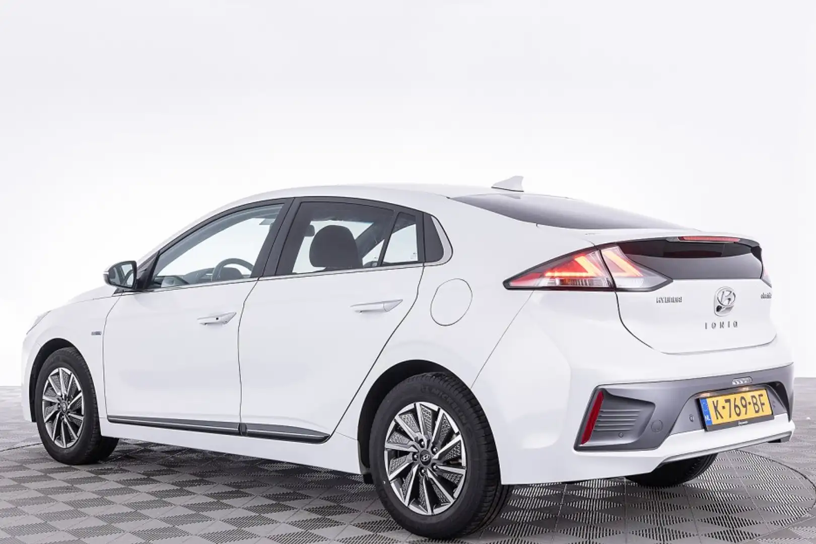 Hyundai IONIQ Comfort EV 38 kWh *SOH 100%* ✅ 1e Eigenaar Blanc - 2