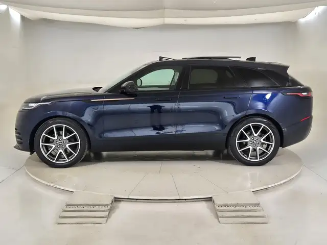 Land Rover Range Rover Velar view 6