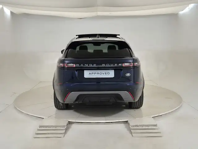 Land Rover Range Rover Velar view 7