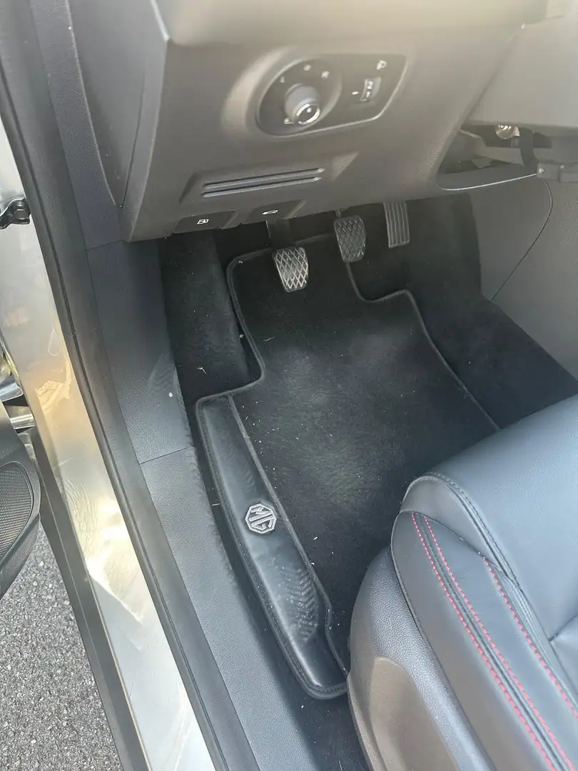 MG ZS 1.0 turbo Luxory Argento - 2