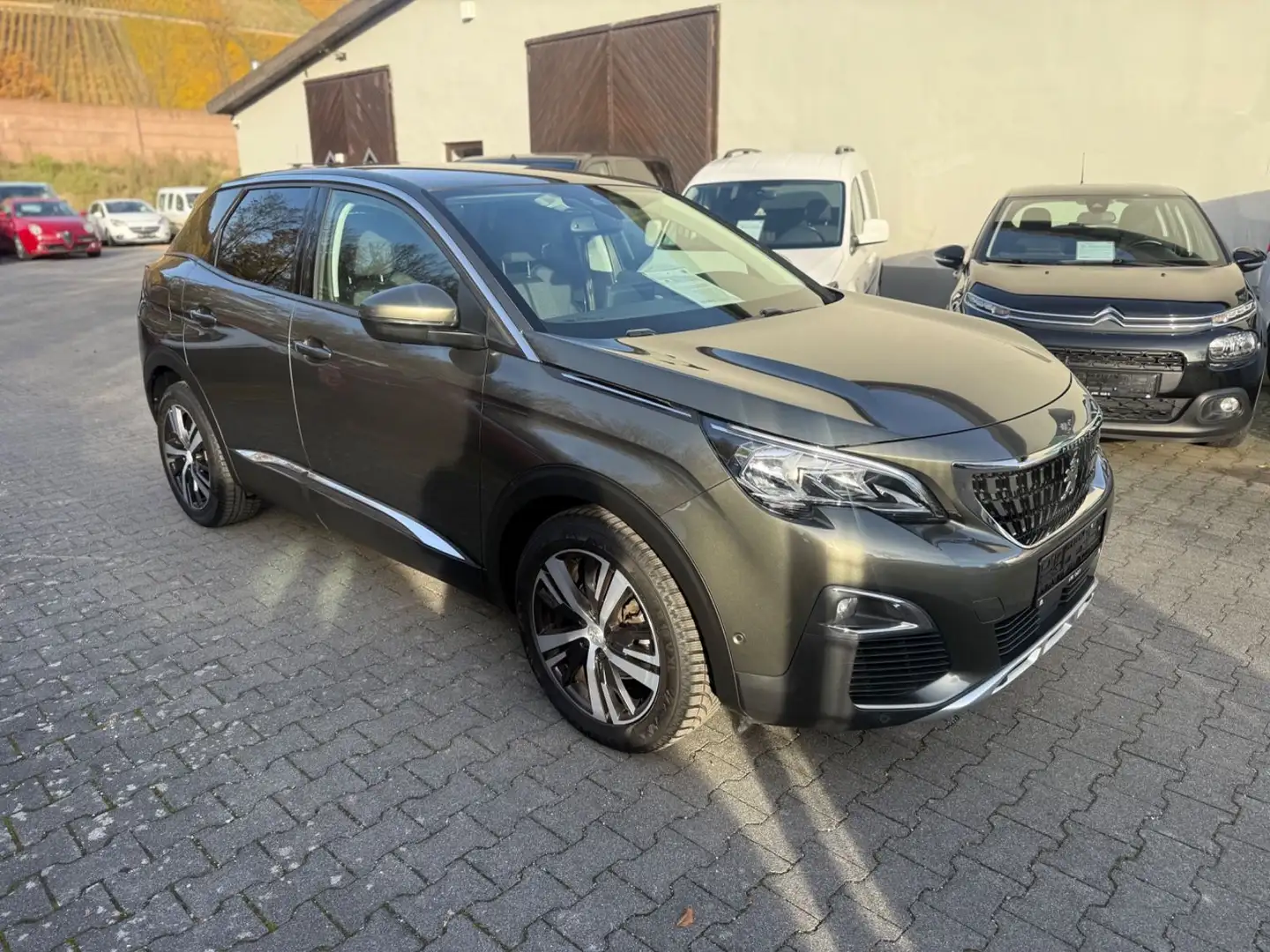 Peugeot 3008 Allure 1.Hd Hu/Insp Neu Gris - 2