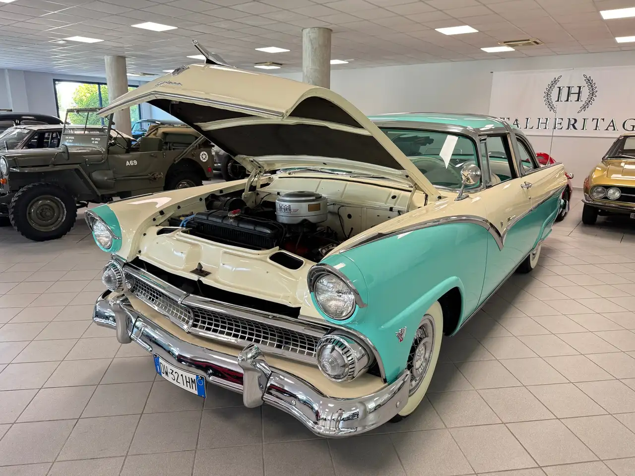 Ford Fairlane Crown Victoria, foto 12