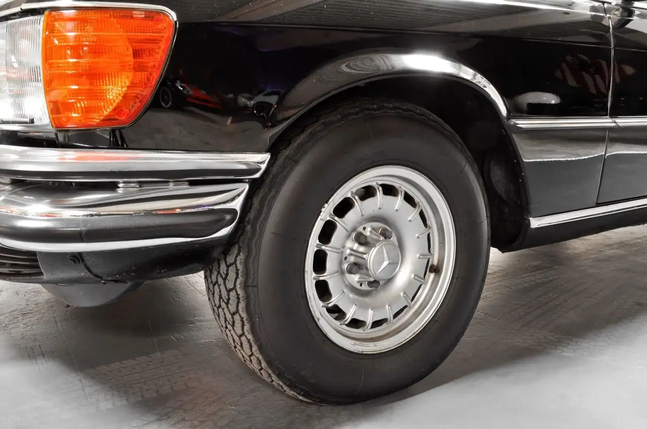 Mercedes-Benz 450 SEL 6.9 - Teilrestauration in 2022, foto 8