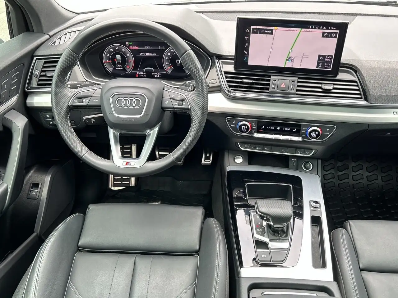 Audi Q5 photo Audi Q5