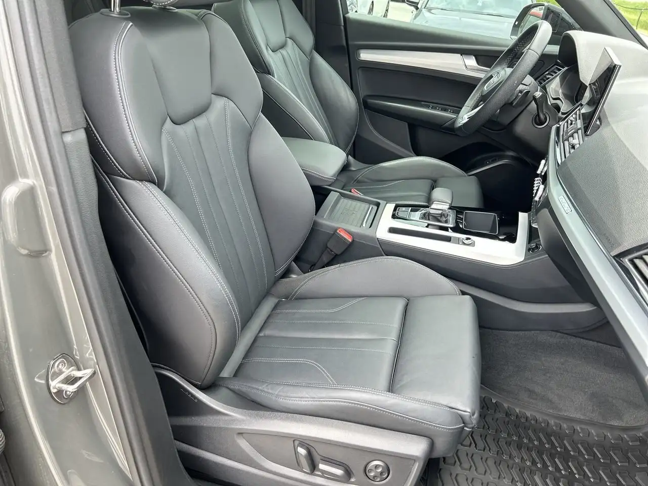 Audi Q5 photo Audi Q5