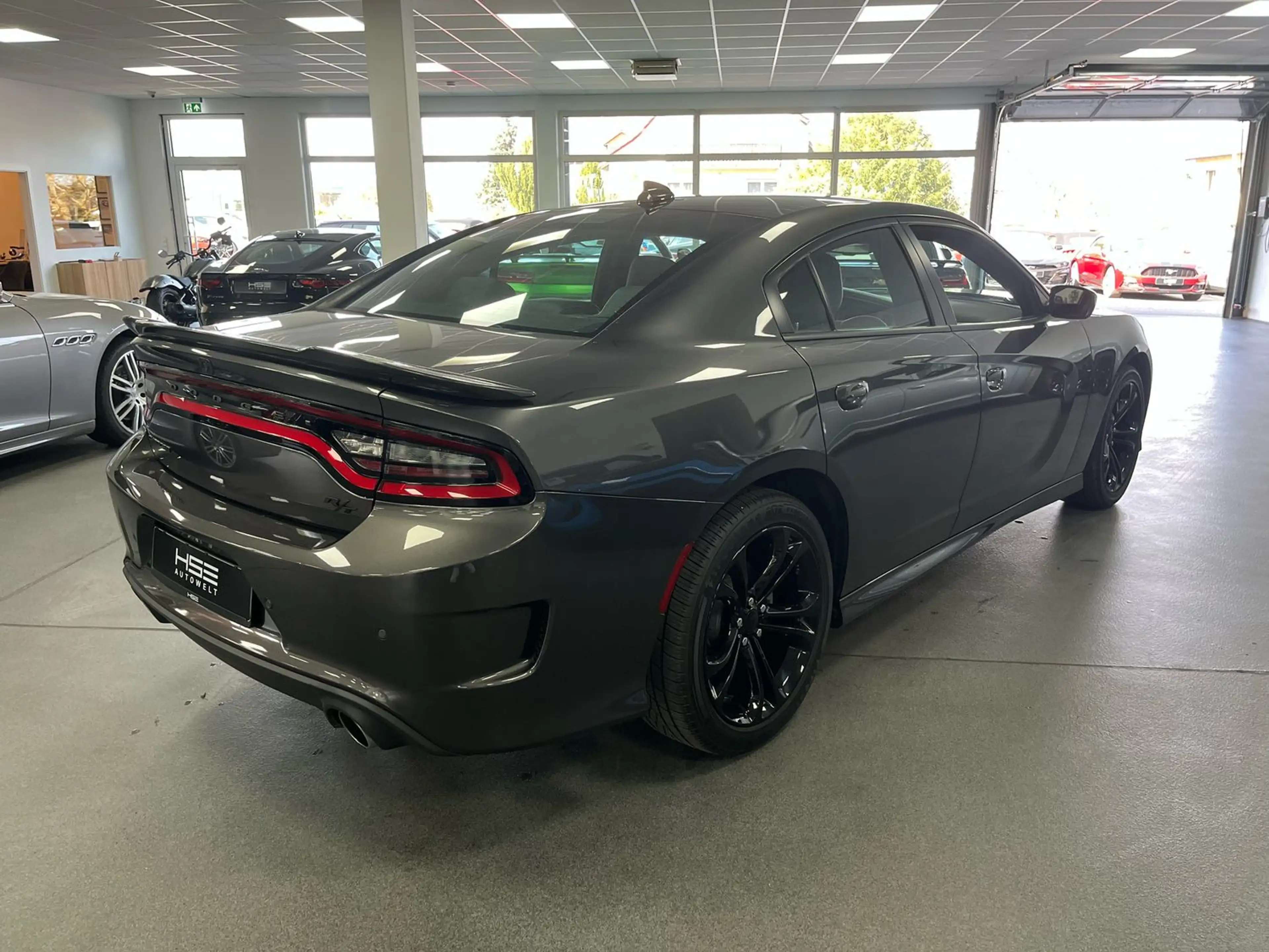 Dodge Charger RT 5,7l V8 *SHZ / AUT / LEDER* — photo 9
