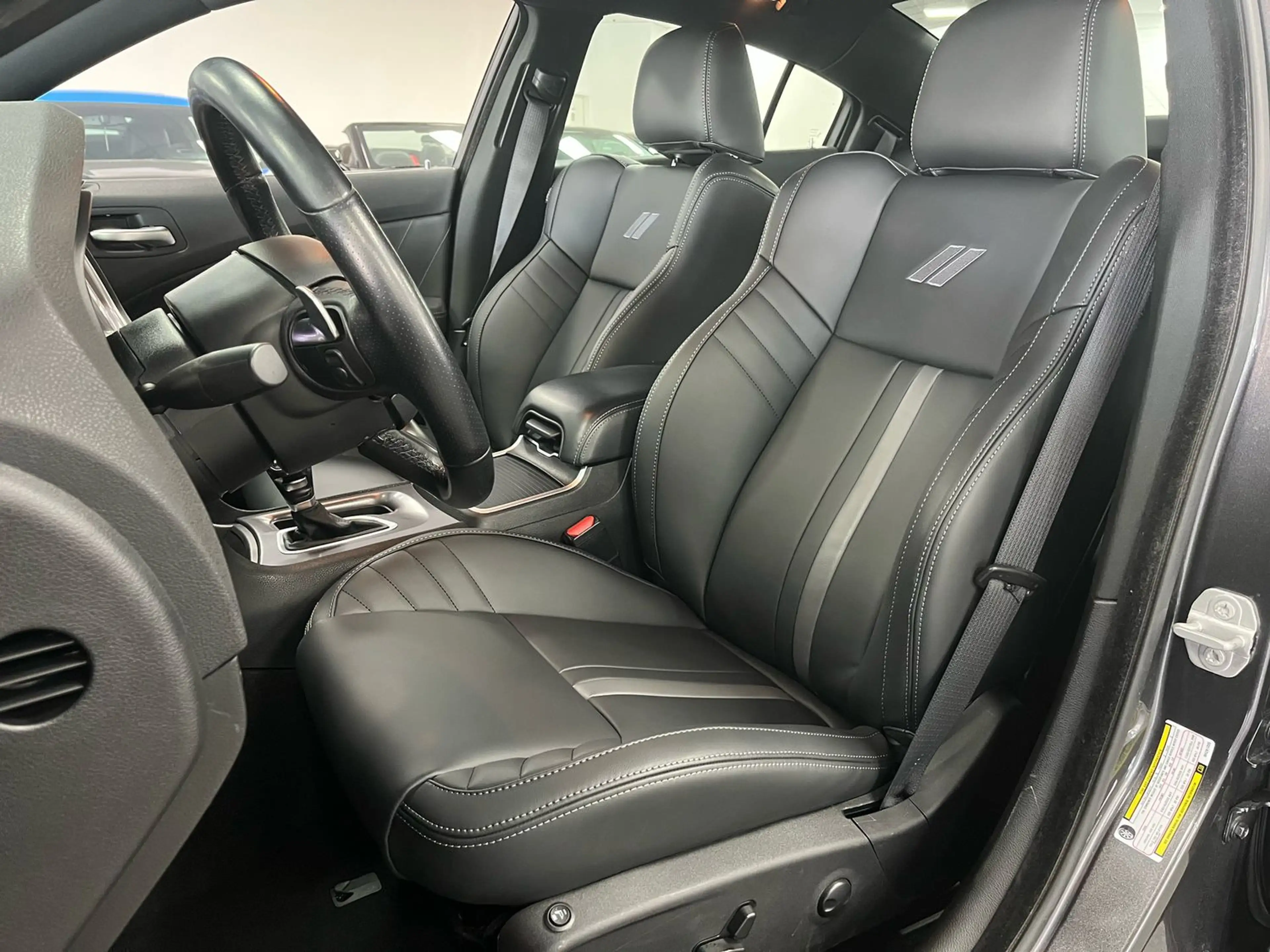Dodge Charger RT 5,7l V8 *SHZ / AUT / LEDER* — photo 11