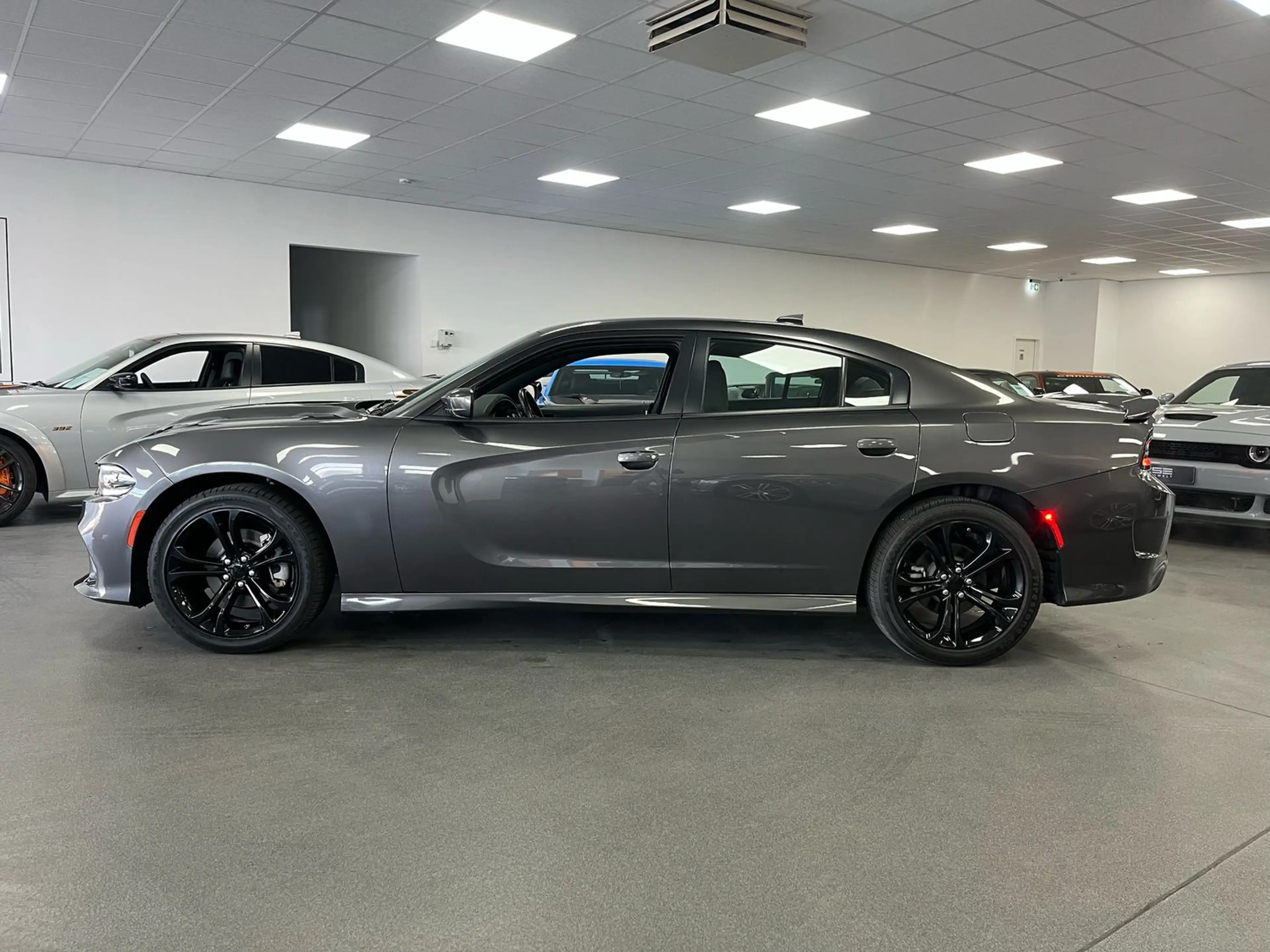 Dodge Charger RT 5,7l V8 *SHZ / AUT / LEDER* — photo 6
