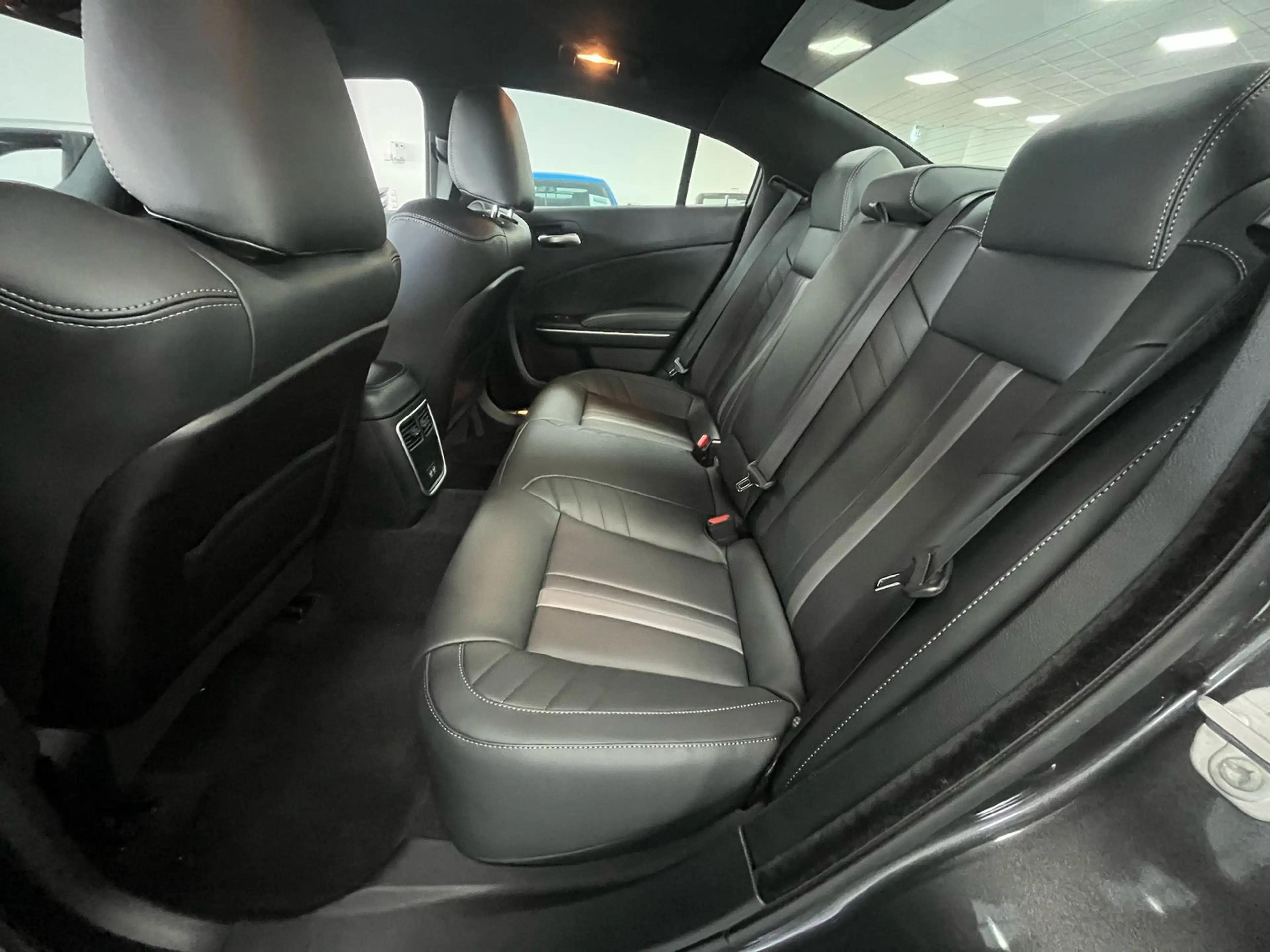 Dodge Charger RT 5,7l V8 *SHZ / AUT / LEDER* — photo 12