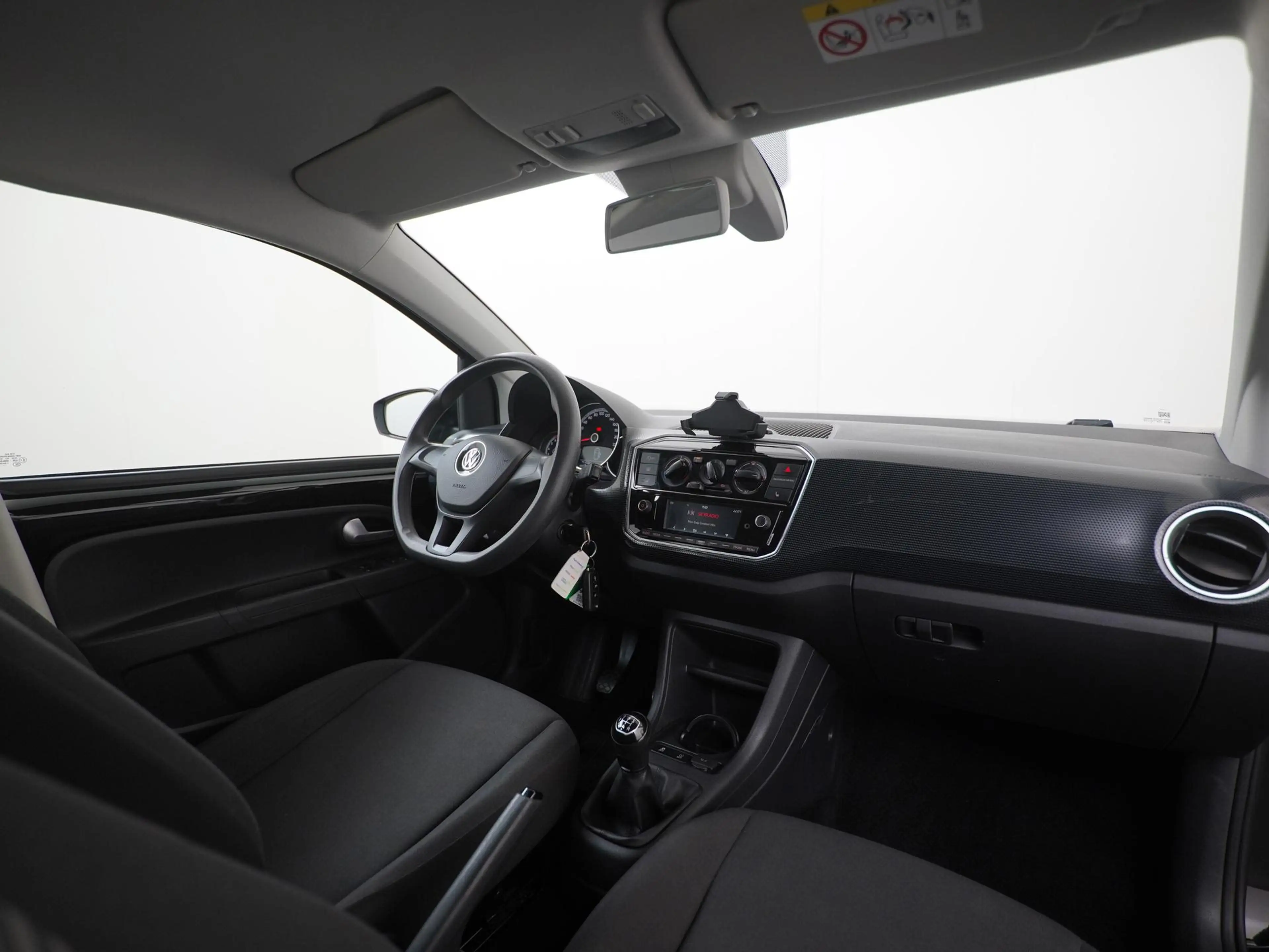 Volkswagen up! 1.0 BMT move up! | Stoelverwarming | Zondag Open! — photo 2