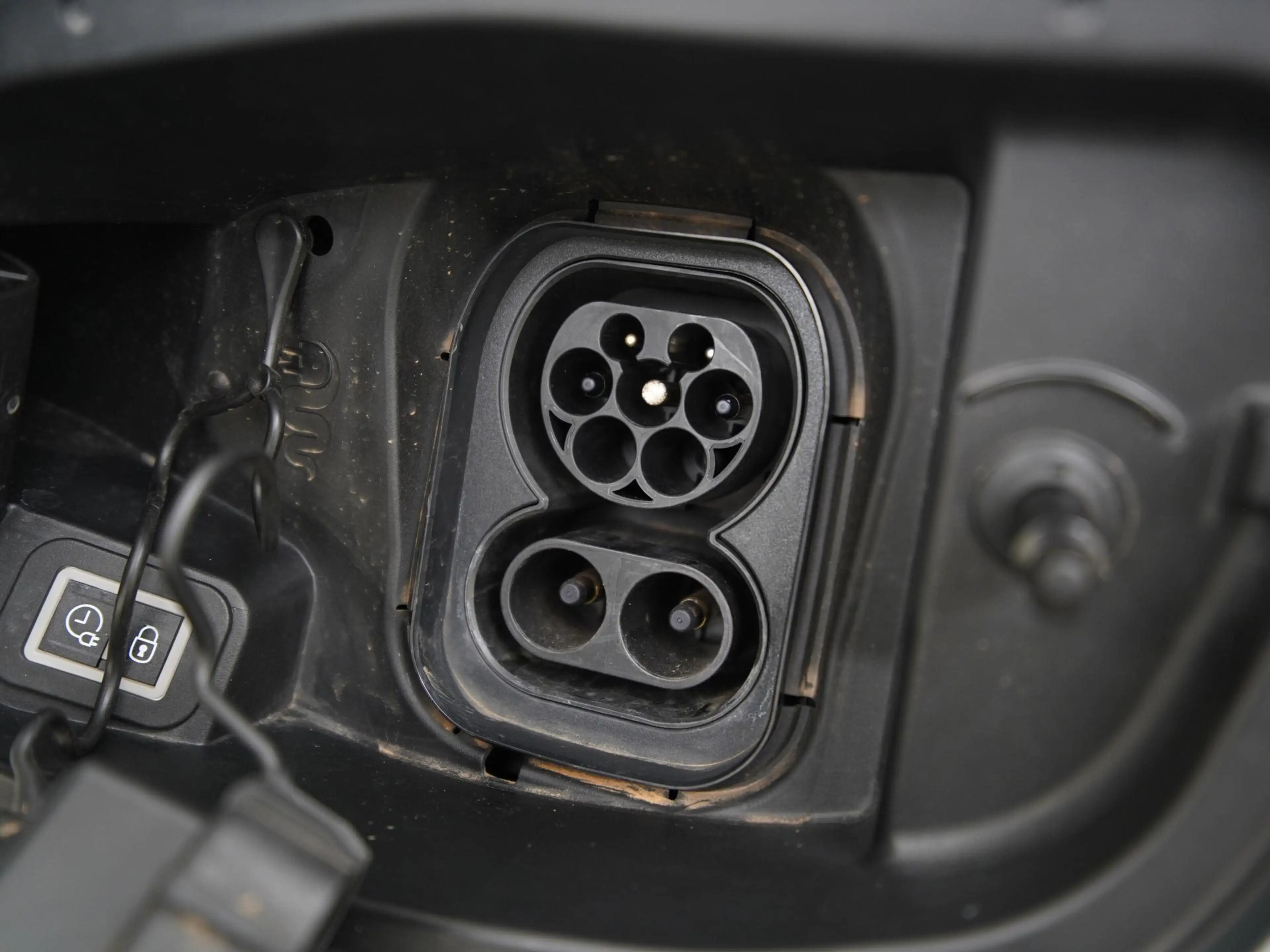 Alfa Romeo Junior Elettrica 54 kWh | Matrix LED | Carplay | ACC | 18 — photo 29