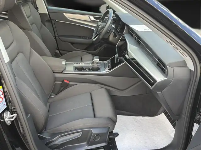 Audi A6 view 13