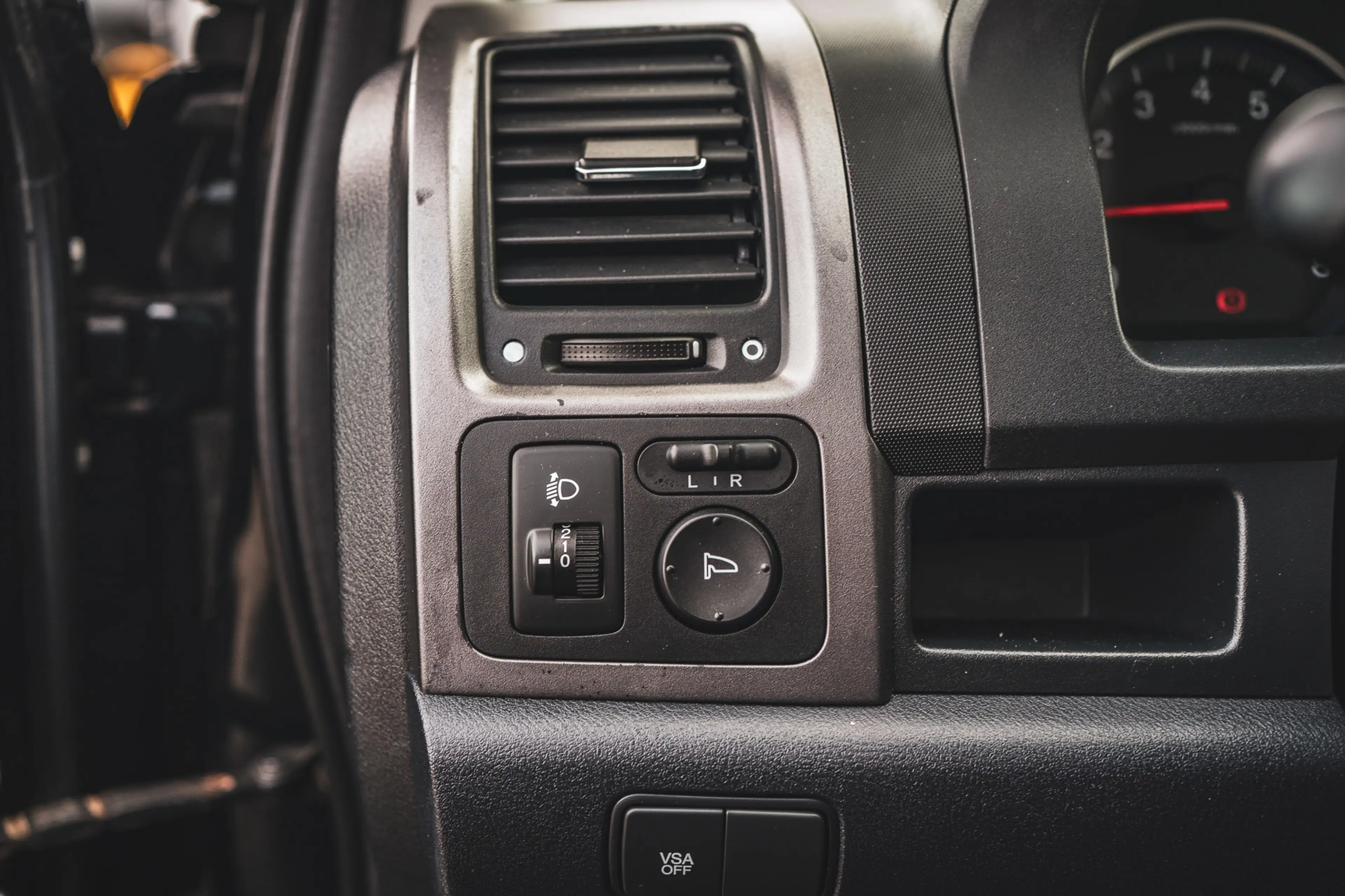 Honda CR-V 2.0i Comfort — photo 25