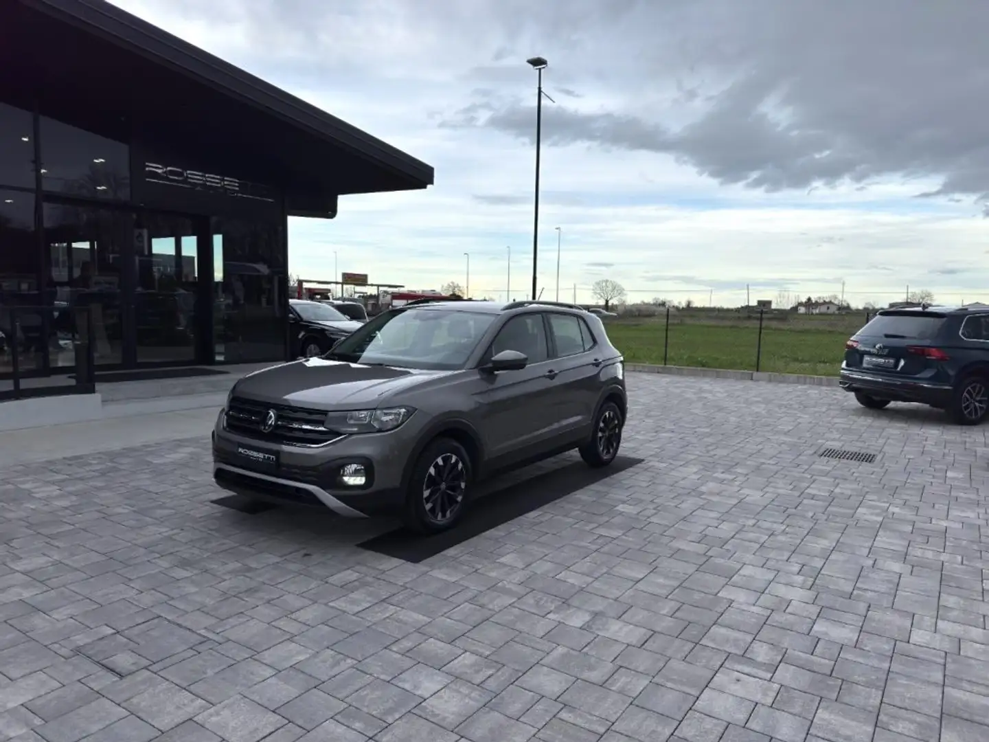 Volkswagen T-Cross 1.0 TSI Style ANCHE PER NEOPATENTATI Grigio - 2