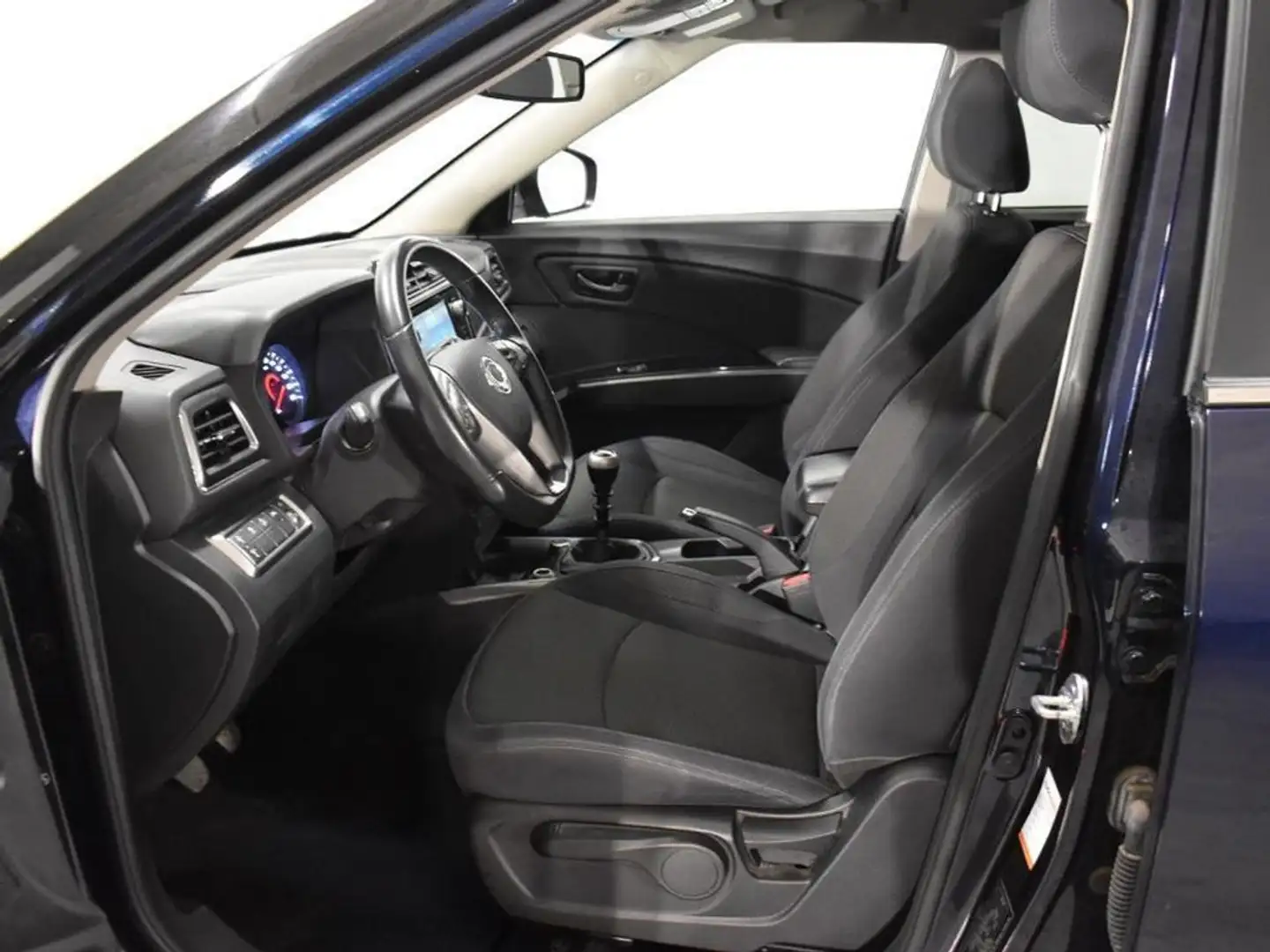 SsangYong Tivoli 1.2 G12T 128CV Urban Plus Azul - 2