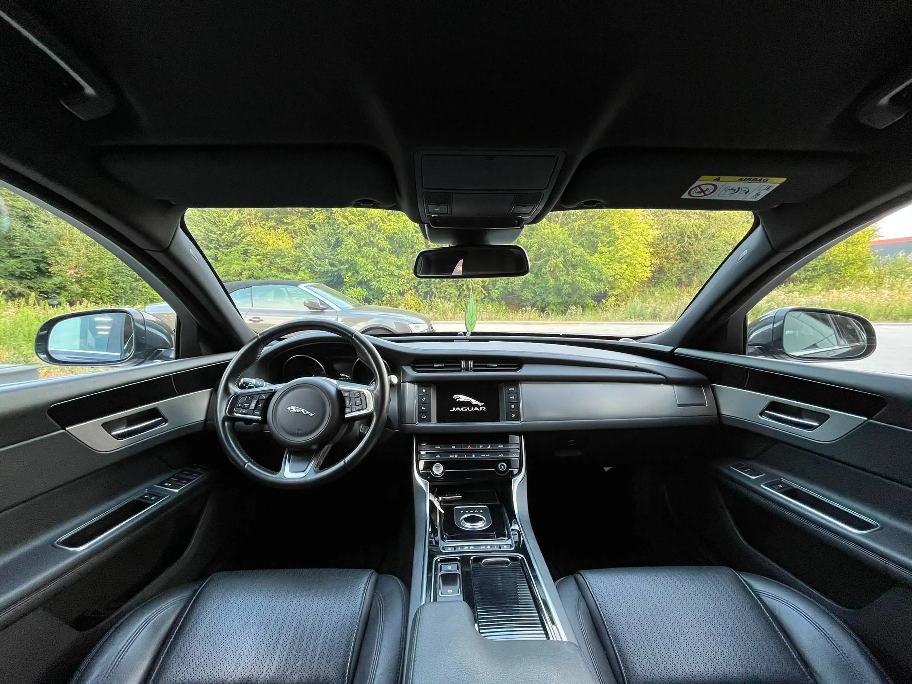 Jaguar XF XF 2.0 D E-Performance *GARANTIE* — photo 14
