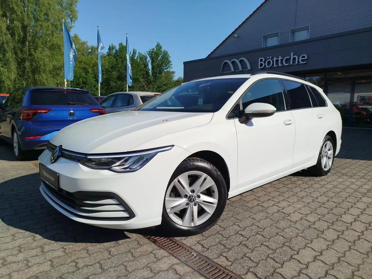 Volkswagen Golf Variant Life 2.0 TDI DSG AHK*LED*WINTERPAKET Weiß - 2